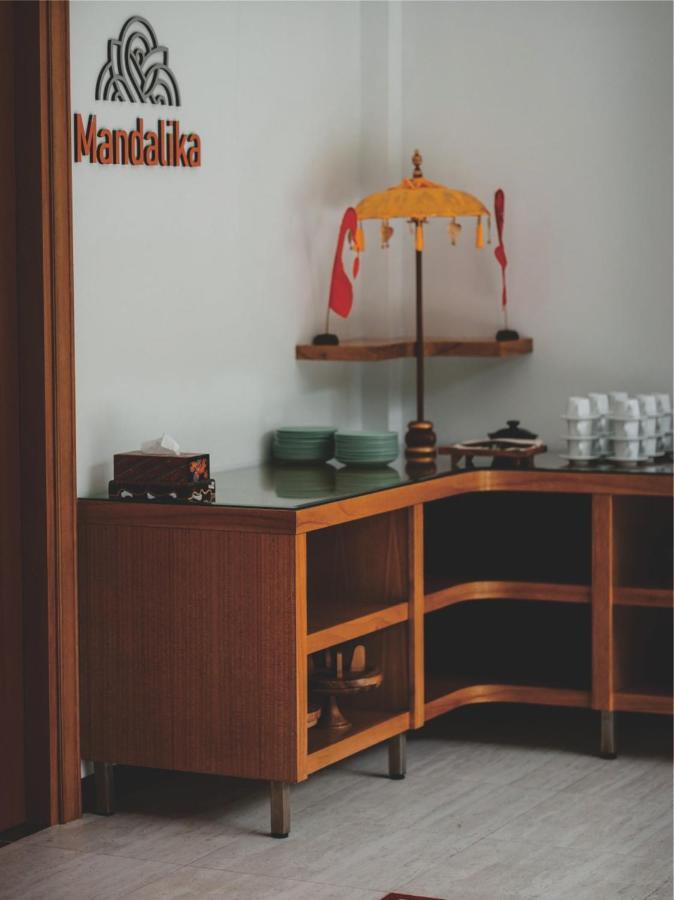 Sima Hotel Kuta  Экстерьер фото